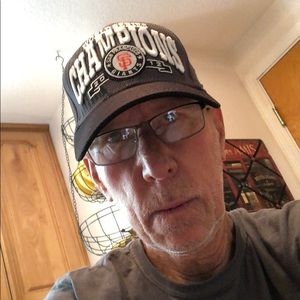 Meet your Posher, Wayne